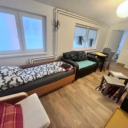 5 Helle Kleinwohnung Mit Eigenem Bad Max 2 Gaeste Apartment Enns