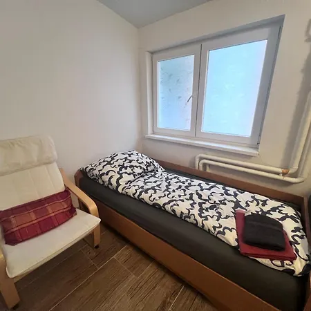 5 Helle Kleinwohnung Mit Eigenem Bad Max 2 Gaeste Apartment